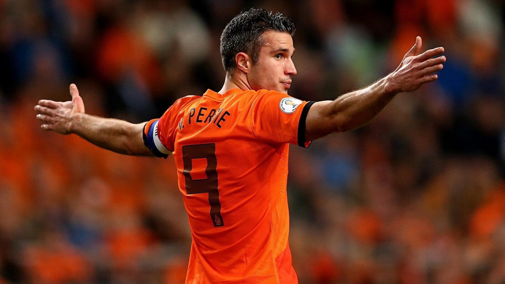 姆总登顶！皇马处子赛季射手榜，姆巴佩37球并列历史第一，C罗33球位列第三